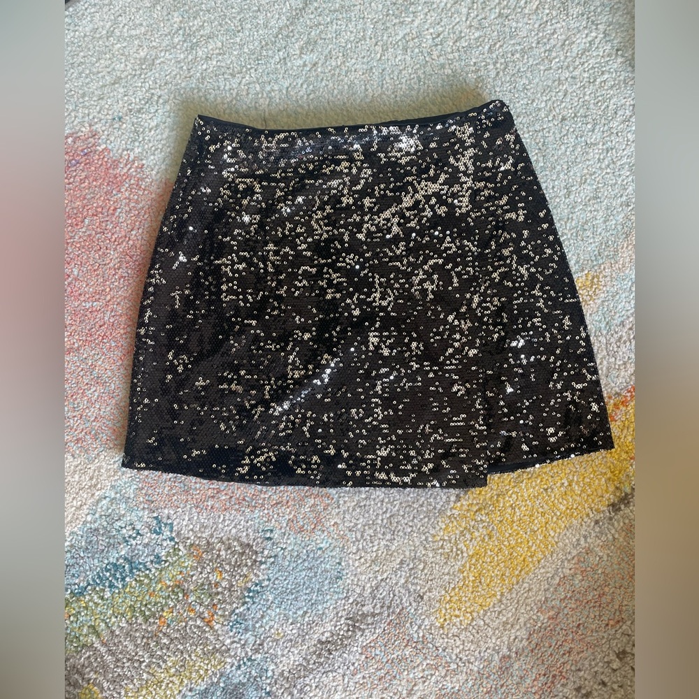 Do + Be Sequins Mini Skirt